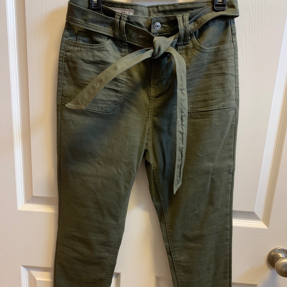 Women’s Pants